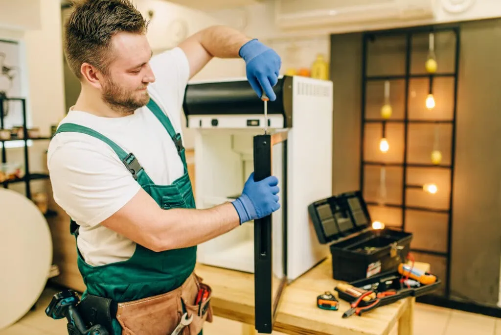 Professional fridge repair service in Winnipeg